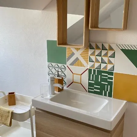 Le Cosy Marnais, Centre Ville, Vue Cathedrale *