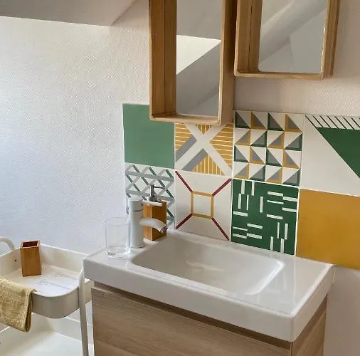 Le Cosy Marnais, Centre Ville, Vue Cathedrale *