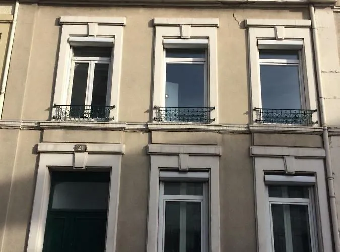 Le Cosy Marnais, Centre Ville, Vue Cathedrale * Reims